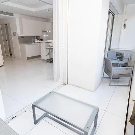 Apartment Croisette 1 Mn 2 Bedroom W/ Terrace Olam Cannes