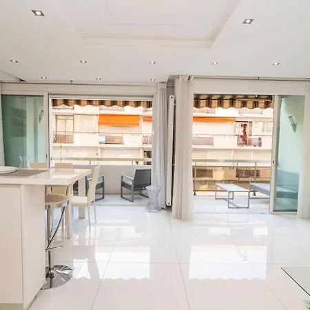 Croisette 1 Mn 2 Bedroom W/ Terrace Olam דירה *